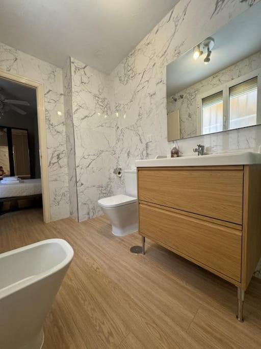 Apartamento En San Bernardo, El Barrio Torero Sevilla Exteriér fotografie